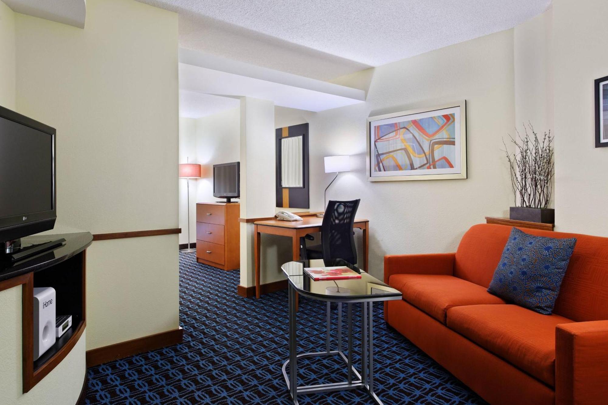 Fairfield Inn & Suites Charlotte Arrowood Kültér fotó